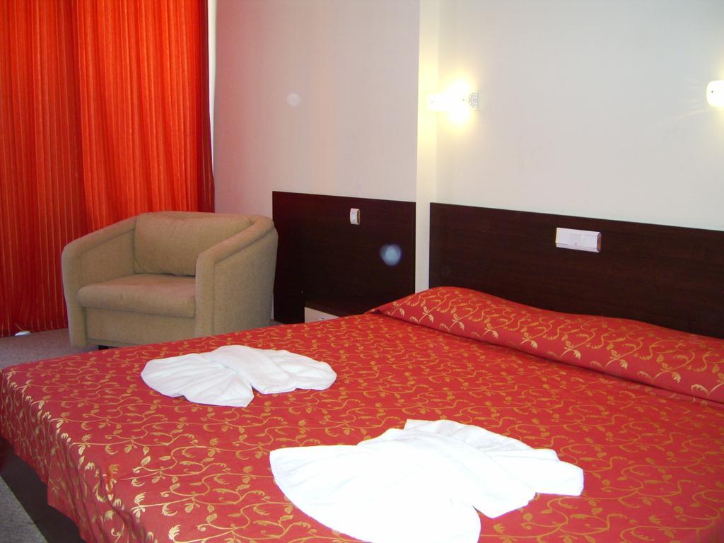Tm Deluxe Hotel Sunny Beach Room photo